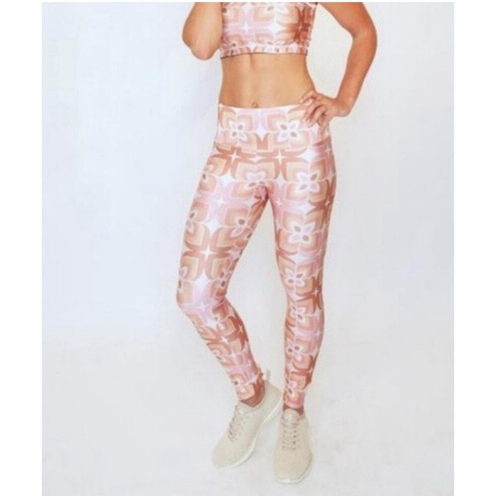 Tone It Up x Goldsheep Retro Leggings